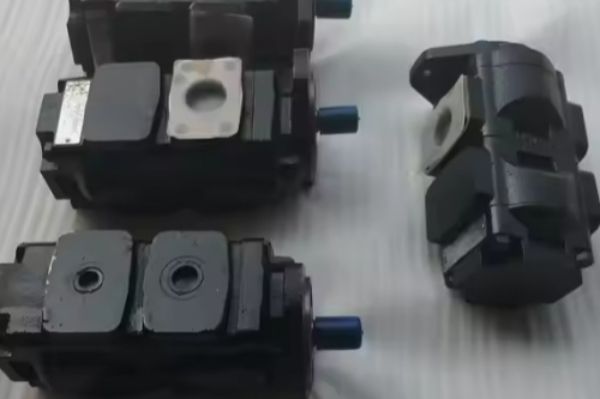 Parker派克PGP620系列齒輪泵介紹?？PGP620齒輪油泵型號大全